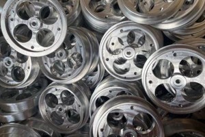 五金零部件、機(jī)械設(shè)備的除油除銹等清洗工作使用哪種設(shè)備較好？