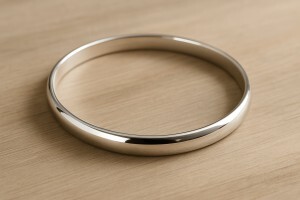 銀器能用超聲波清洗嗎？選對方法，潔凈如新不傷器