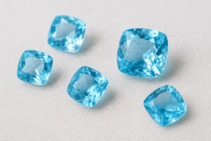 海藍(lán)寶石能放進(jìn)超聲波清潔器嗎？答案沒你想得簡單